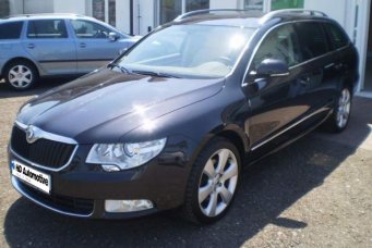  Škoda Superb Combi  2.0 TDI 4x4 Elegance