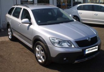  Škoda Octavia Combi 2.0 TDI 4x4 Scout