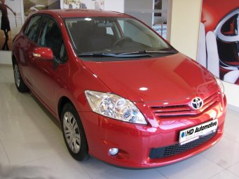 Toyota Auris 1,6 VVT-i Luna