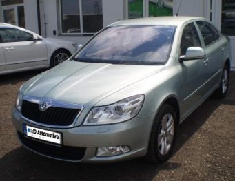 Škoda Octavia III 2.0 TDI Elegance DSG